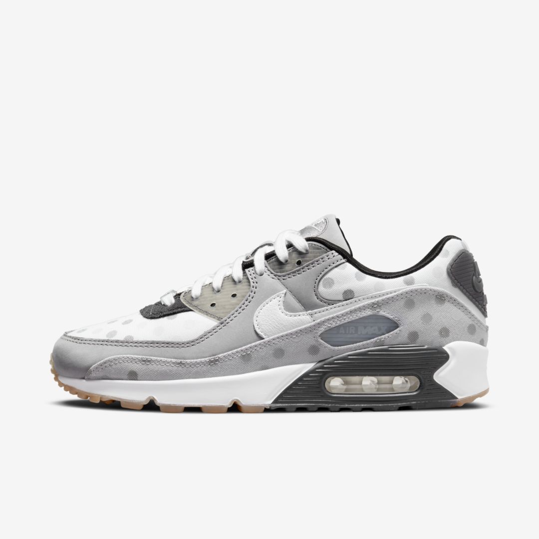 J23app's tweet photo. Nike Air Max 90 NRG "Polka" now direct on @nikestore

White -> https://t.co/PXXAk8ILqa

Shimmer -> https://t.co/OGbjzdmOGN https://t.co/1YGlgsxzwh