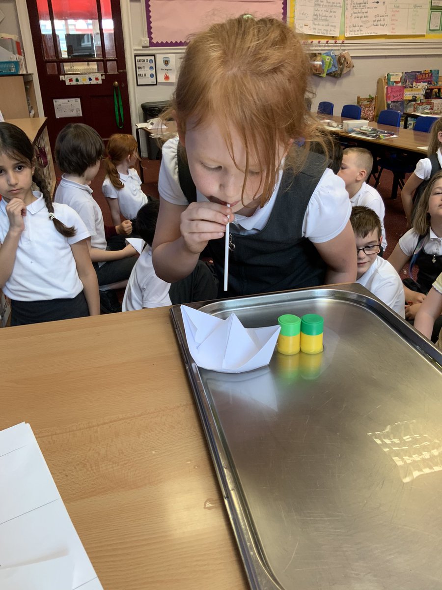 ABCPschool's tweet image. Today’s #OlympicMaths included us making paper boats where we had lots of discussion about shape and fractions, we then raced our boats and timed ourselves in our own very mini 6m Elliot race. We then compared and ordered ourselves from quickest to slowest  #Class2S #ABMaths