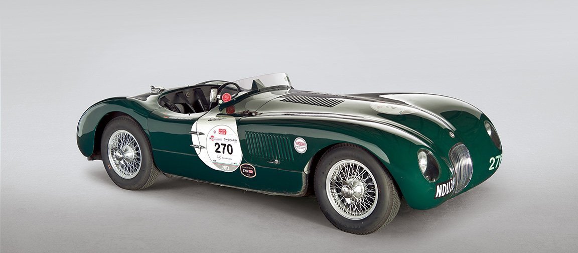 From 10 October 2020 to the end of January 2021 the Jaguar Daimler Heritage Trust ran a special exhibition on the mezzanine gallery at the British Motor Museum titled ‘When Jaguar Bought Daimler’. #JaguarDaimlerHeritageTrust bit.ly/2UnHlUP