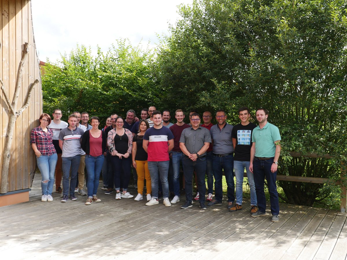 👏66 exploitations agricoles viennent d'obtenir leur certification #HVE - Haute Valeur Environnementale - dans le cadre d’un accompagnement individuel réalisé par nos 17 techniciens agroenvironnementaux.🎯Objectif ➡️ 300 exploitations certifiées en 2022. 
#PositiveAgriculture