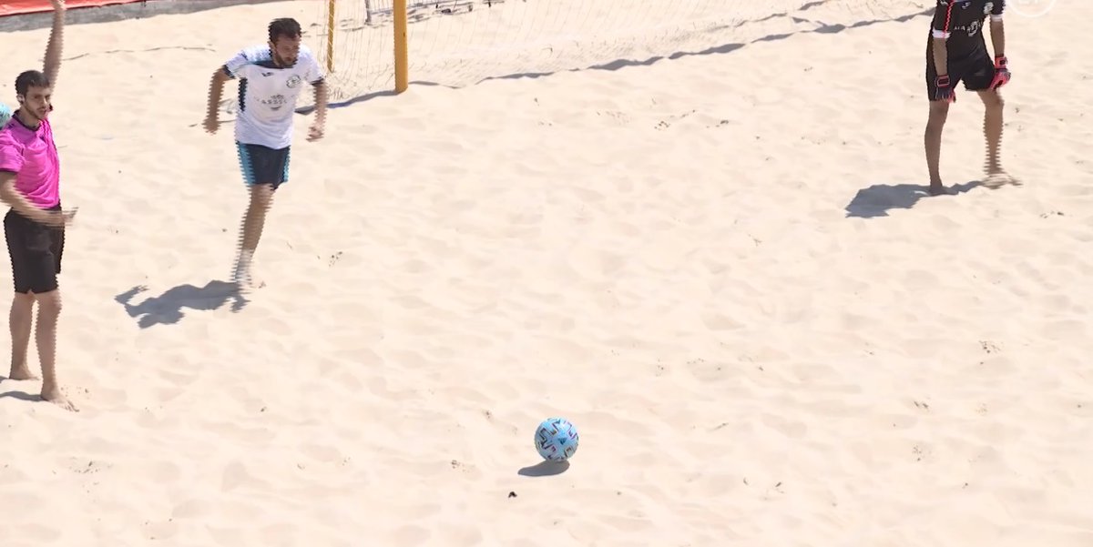 RFAF's tweet photo. 🔚#FútbolPlaya #Torrox

@recreativoplaya🆚#EnpiéMálaga 5⃣🥅2⃣

📺Ahora en directo #RFAFtv Canal2⃣y https://t.co/UOHA6Kojeo 

👉#MelillaCD⚽@CdfpMarbella 

#BeachSoccer https://t.co/Yr3v8GRUpU