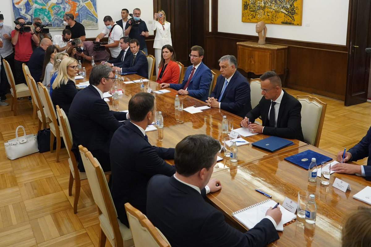 TanjugNews's tweet photo. Mađarski premijer Viktor Orban u radnoj poseti Srbiji. Foto: Tanjug/ Dragan Kujundžić 
@ViktorOrban @avucic #poseta #srbija #madjarska #viktororban #avucic @drakuj9 https://t.co/evFiYtxCSV