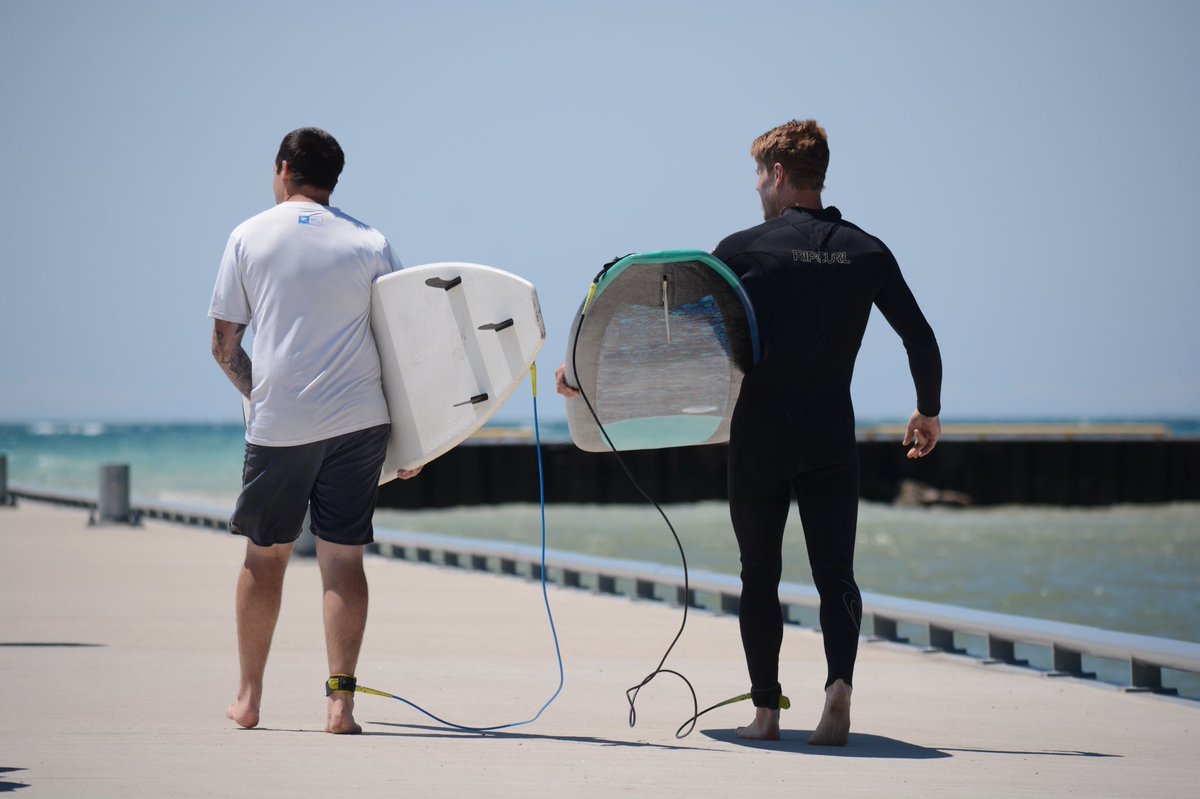 Prepared to surf

#photography #peoplephotography #landscapephotography