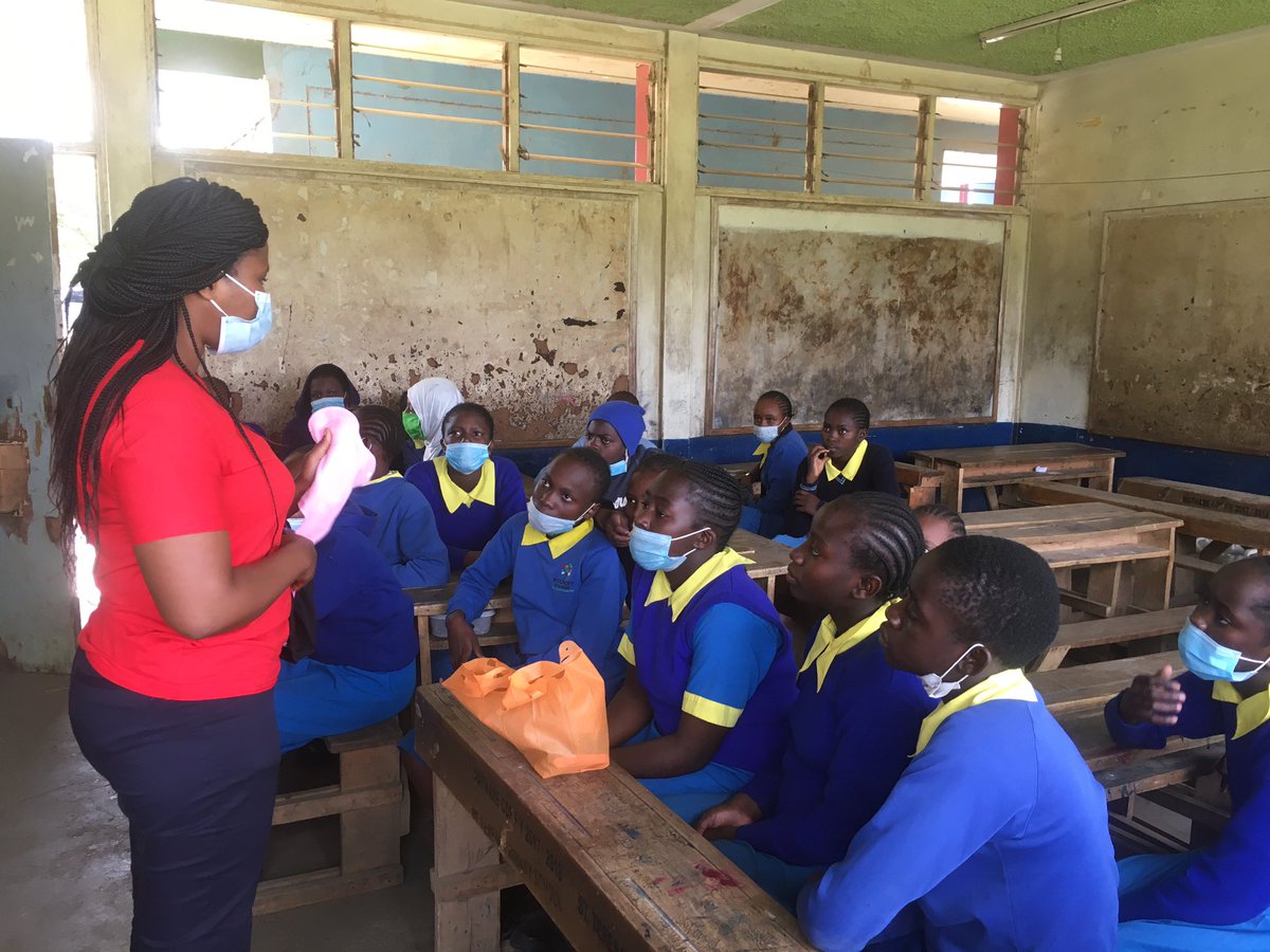 WASHallianceKe's tweet photo. Menstruation is a key factor associated with school attendance among girls, with that @WASHallianceKe visited 15 schools in Mathare, Korogocho& Huruma and distributed reusable sanitary pads to 825 girls. Through this initiative, we hope to keep girls in school #MHMMATTERS https://t.co/P7xErYqCYh
