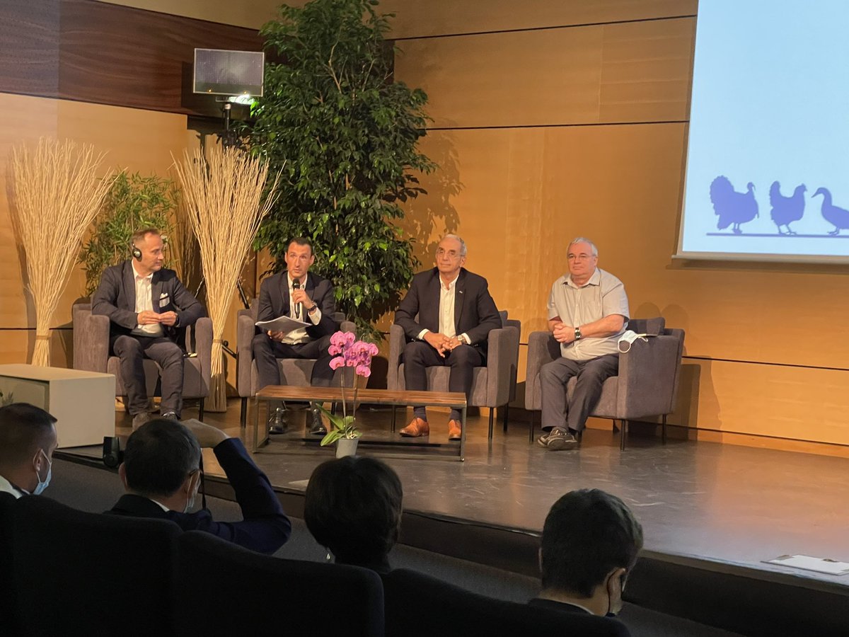 HuguesBeyler's tweet image. AG #anvol : le président JM SCHAEFFER revient sur les 3 ans d’existence de l’interprofession et les défis qui ont été relevés, de la crise Covid à l’élaboration du plan ambition sur fond d’évolution des attentes sociétales.