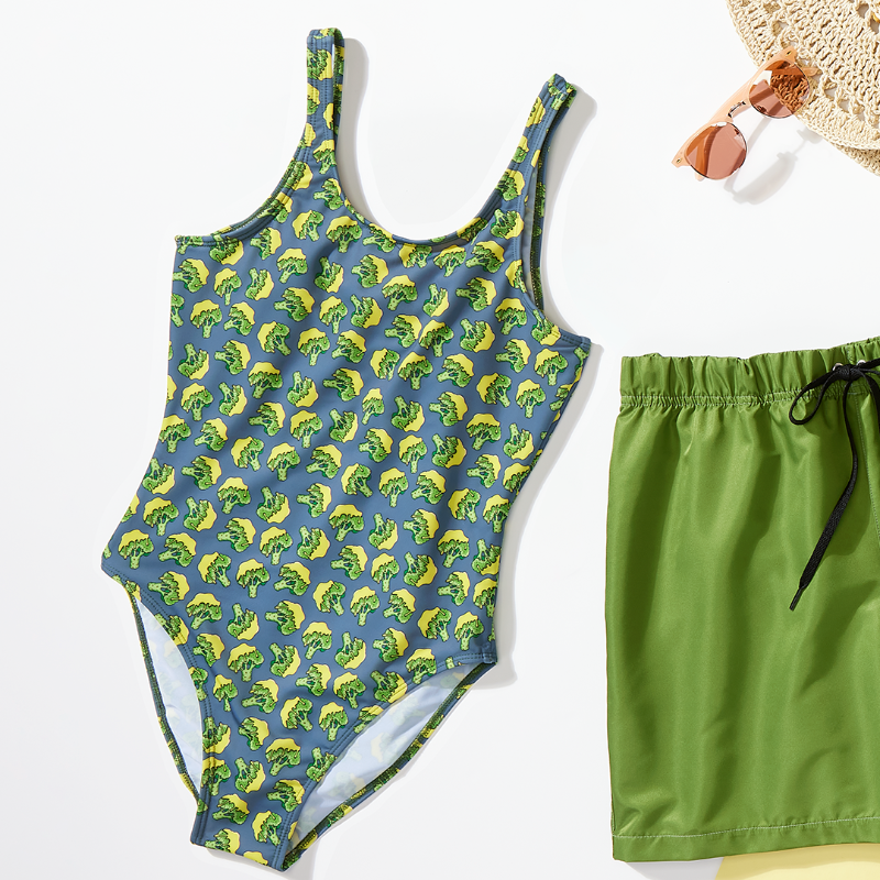 panerabread's tweet photo. Wear your love for Broccoli Cheddar Soup on your body. Like for real… https://t.co/5ChL6B0gO4