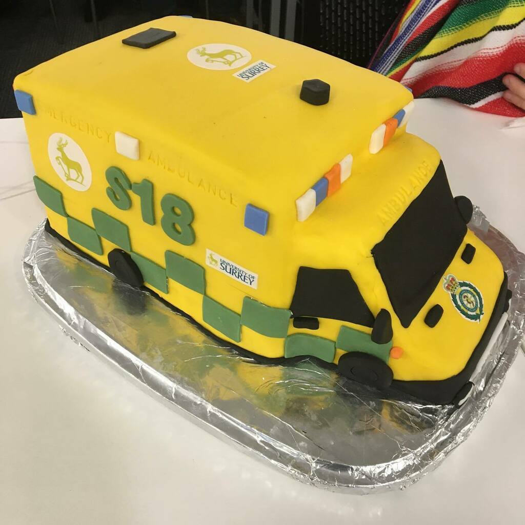 UniSurrey999's tweet photo. Congratulations S18 on your final day! Good Luck in your future careers. You will all be fabulous! @surreyparasoc #studentparamedic #newlyqualified #goodluck #congratulations https://t.co/X94gFBIuay
