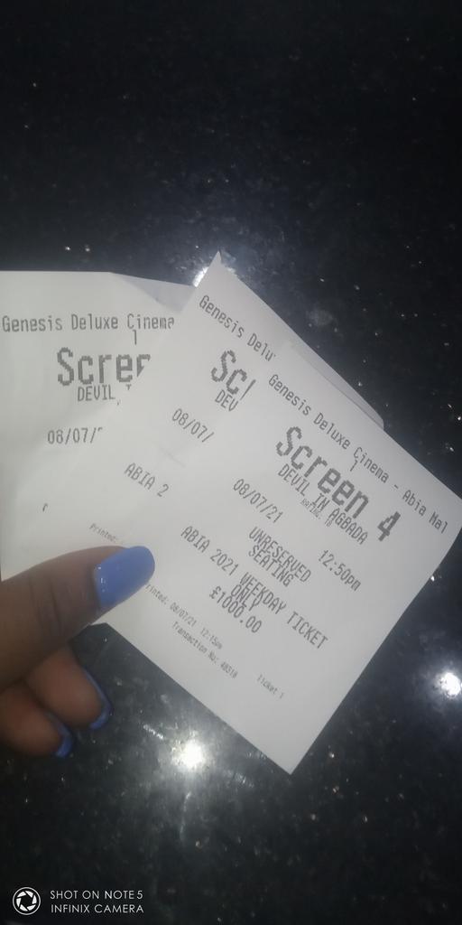 AmarachiOnyenma's tweet photo. Watching #DevilInAgbada for the second time with friends 🤗 can't wait to see my baby girl ⭐
#ericaindevilinagbada https://t.co/j7DDazRgFO