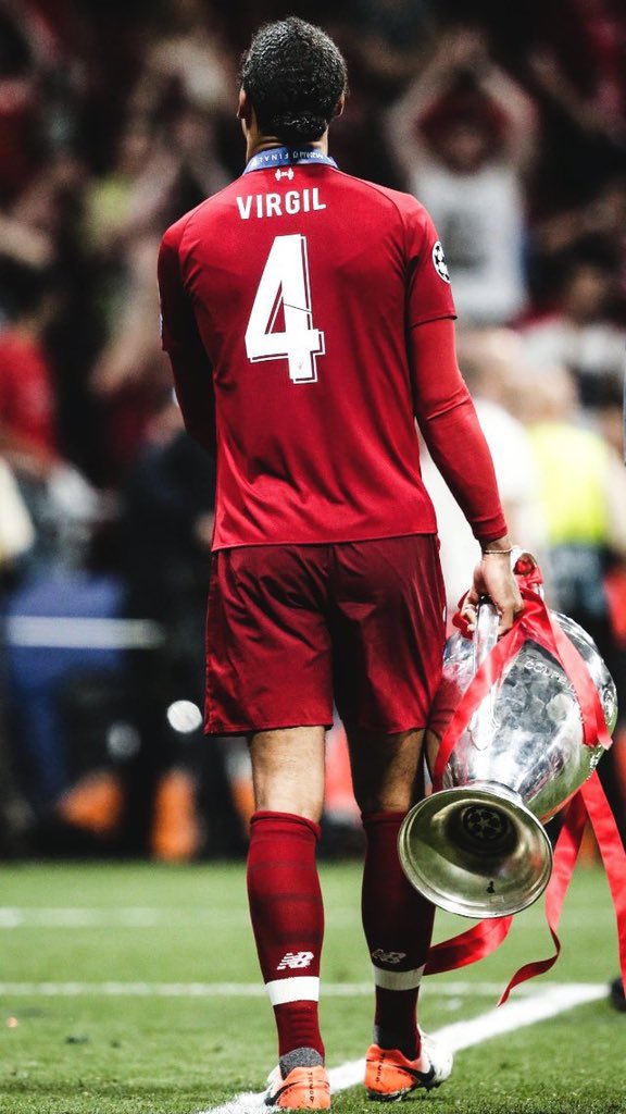 Happy 30th birthday to the best centre-back in the world, Virgil van Dijk!  