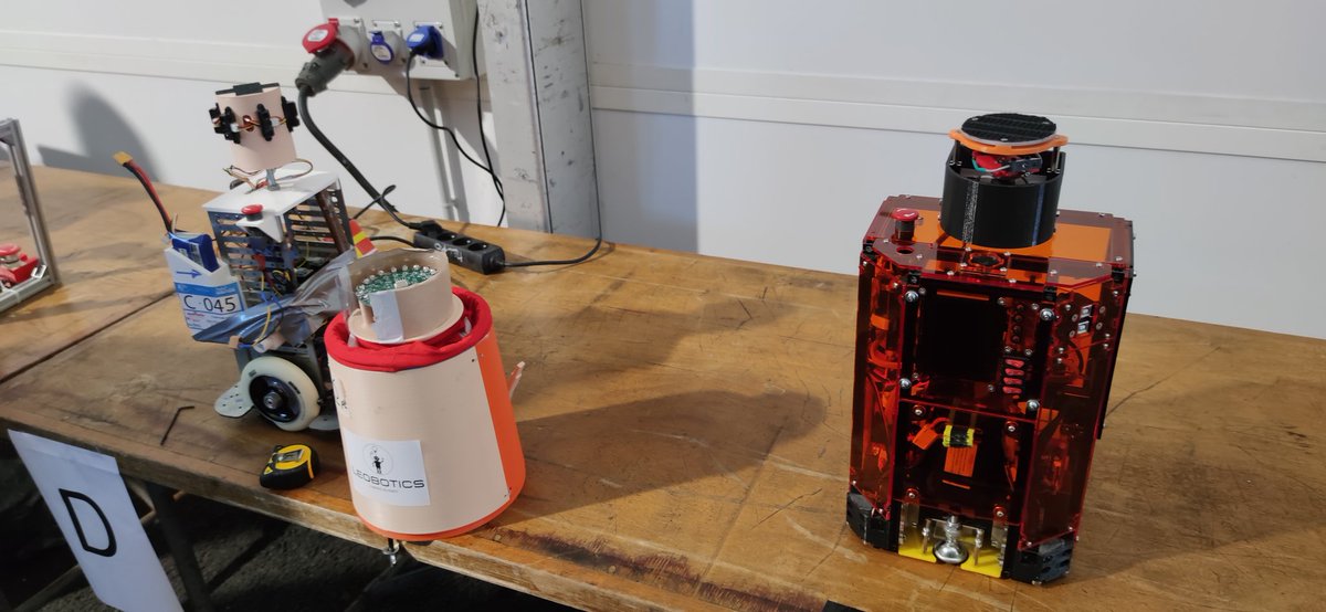 LesKaribous's tweet image. Go session 2 ! @CoupeRobotique #cdr2021