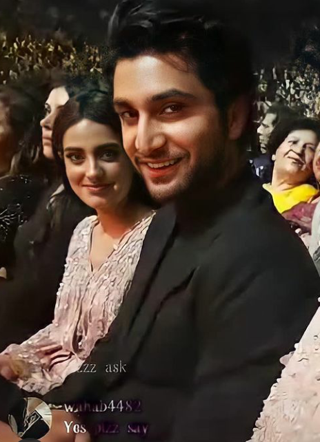 SamzCreations's tweet photo. The pairing we all deserve 😩😍

#AhadRazaMir #iqraaziz https://t.co/MpC8WeL7DC
