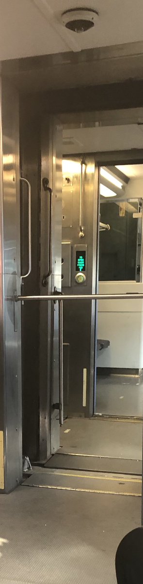 CTMMen's tweet image. Good morning @NJTRANSIT an everyday occurrence. Limiting the train doors that open and closing off the cars.