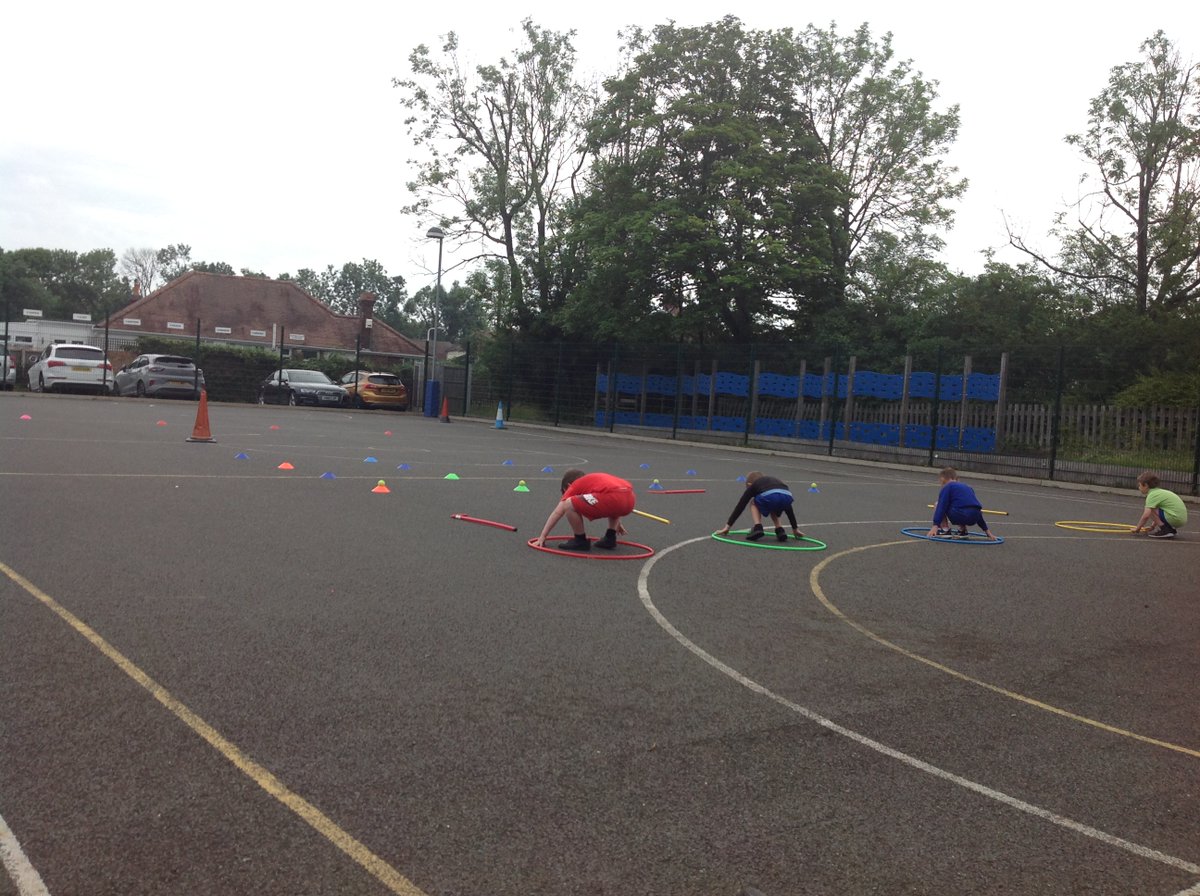 BranfilPrimary's tweet photo. Some photos from the Year 1 and 2 Sports Day held recently! Everyone had a fantastic time and it was great fun! #BranfilValues #GoTeamBranfil https://t.co/Bsexo4JY25