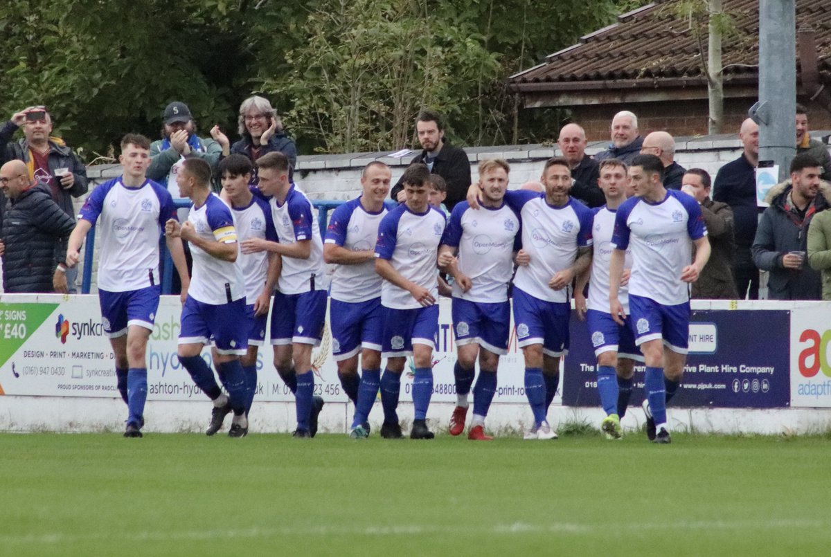 RedLantern Photography tweet media