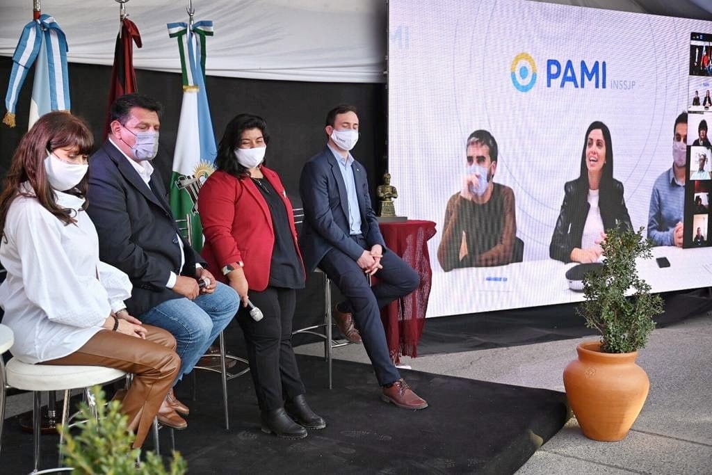 Inauguramos una nueva agencia en Salta 🎉

Es una alegría poner en marcha esta hermosa y moderna sede de PAMI en El Carril, que atenderá a otras cinco localidades de la región.