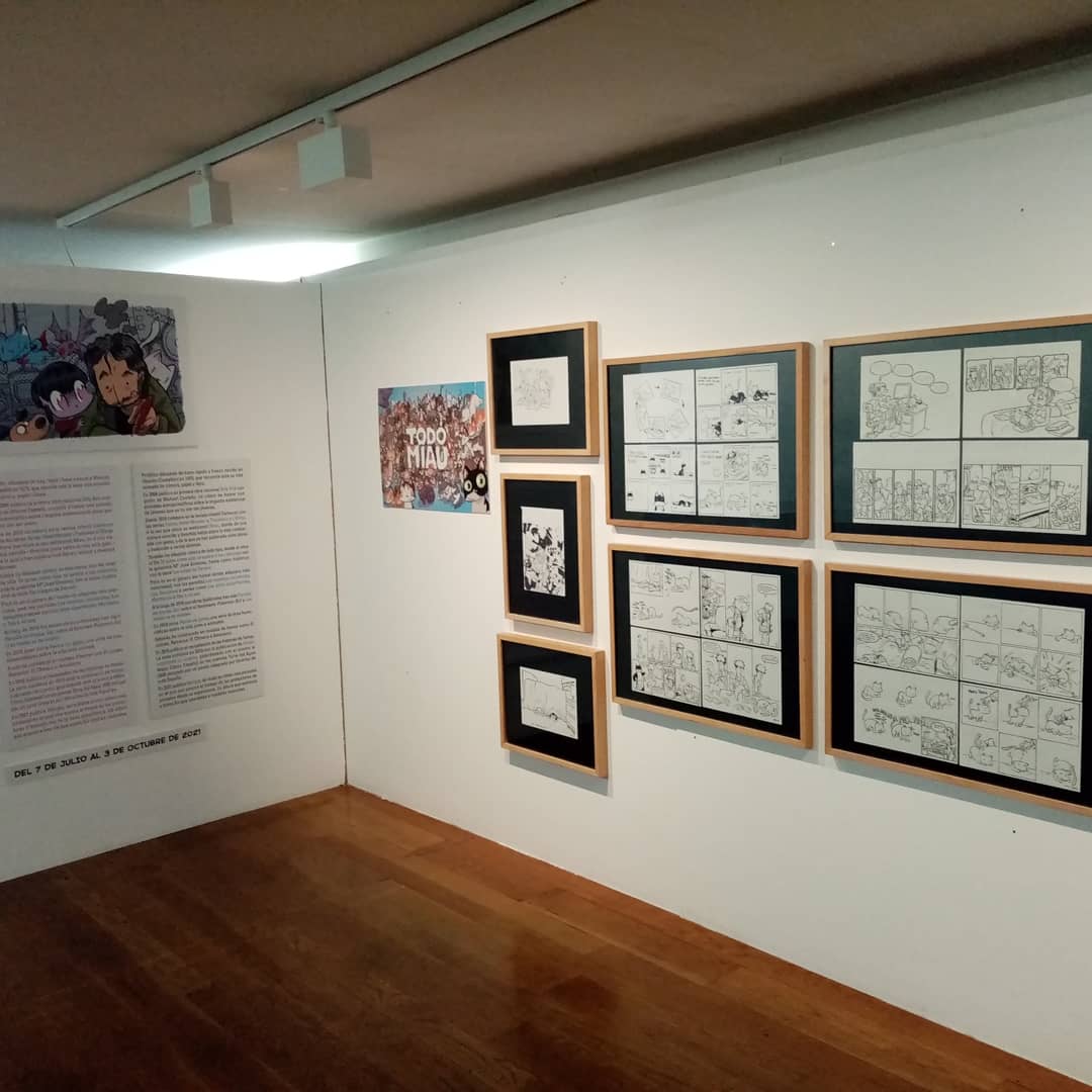 miaucomic's tweet photo. En el Museu de Belles Arts de #Castellón podeis ver la exposición 'de Miaus a Guaus' con muchos originales de mis comics animaleros 🐱🐶❤️ https://t.co/bwZUDLI4jX