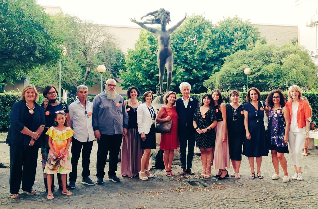 FAI_DelLatina's tweet photo. La Delegazione FAI di Latina al completo con il Presidente regionale Lazio.
Un pomeriggio bellissimo insieme per festeggiare i nostri Giovani!
@Fondoambiente @FAI_delRoma
#FAILatina #FAILazio #FAIGiovaniLatina https://t.co/EUGQ6h9BnO