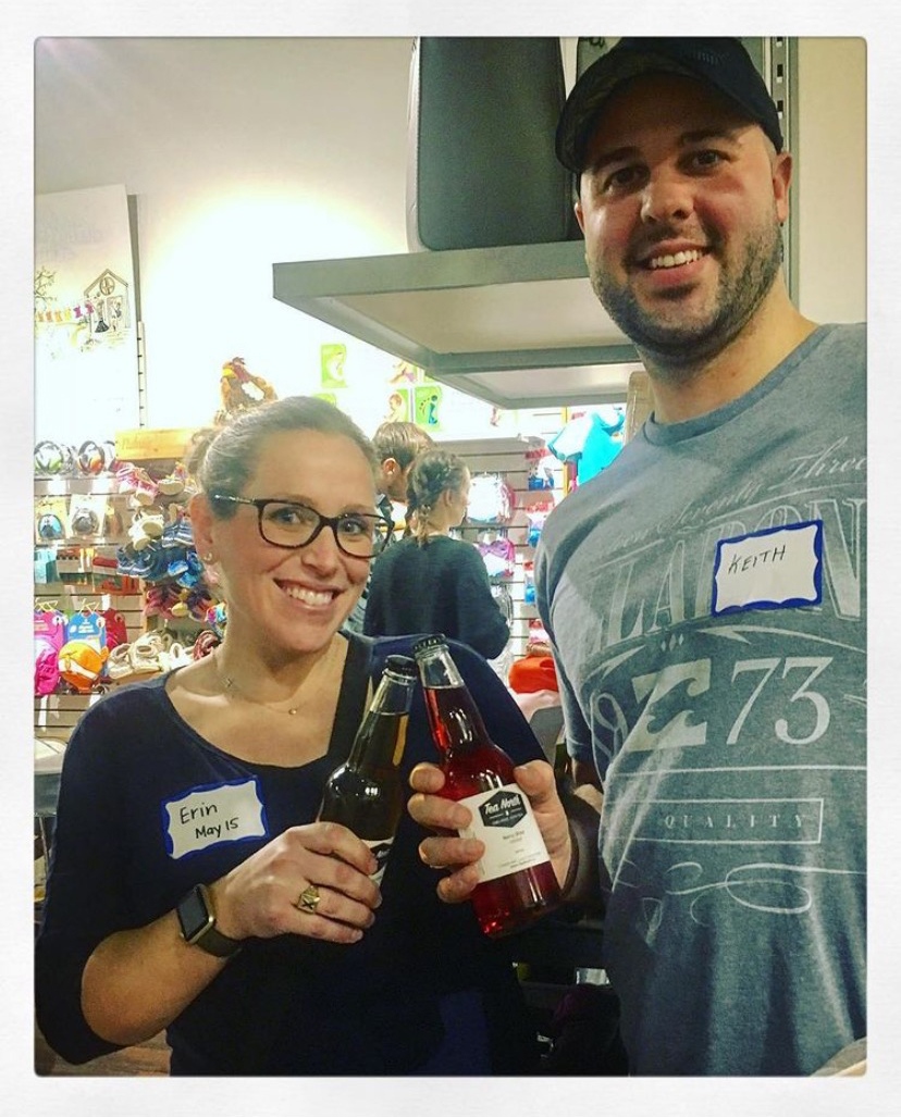 Throwback Thursday!
Remember sponsoring events? OMG, I can't wait until we can do this again and spread some Tea love!
.
#drinkteanorth #throwback #thursday #tea #entrepreneur #local #life #smile #friends #love #hardwork #origin