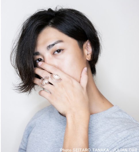 かすみ S Tweet 色気ダダ漏れ選手権 かりそめ天国 赤西仁さんです Trendsmap