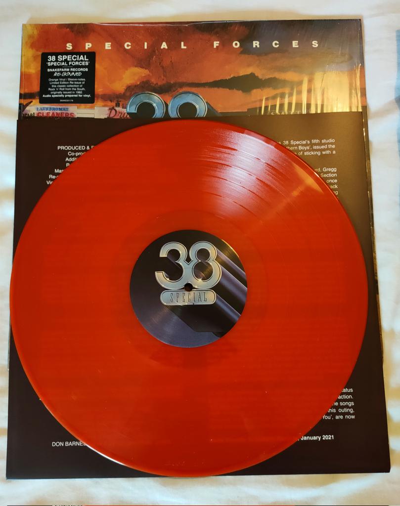 redguitarmusic's tweet photo. Upcoming #colouredvinyl #reissues from #southernrock act 38 Special via @SnakefarmRecs #ReSkinned due July 30th https://t.co/fkZmpTq80n https://t.co/we2xe7z2aa