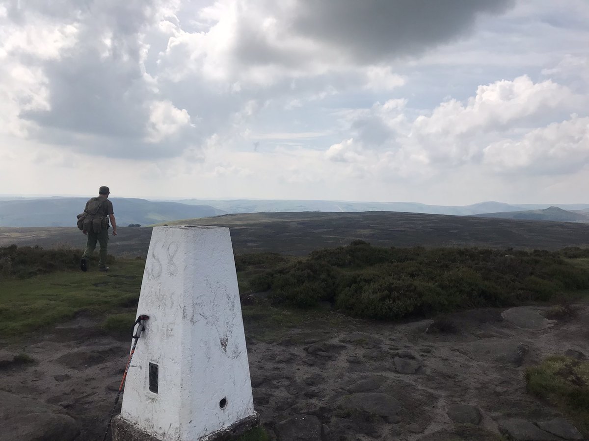 wass74's tweet photo. High Neb Trig Point #Stanedge edge @peakdistrict #TopOfTheWorld #thursdayvibes #Wellbeing @finnsmumbex #walking https://t.co/zzjLOIwPej