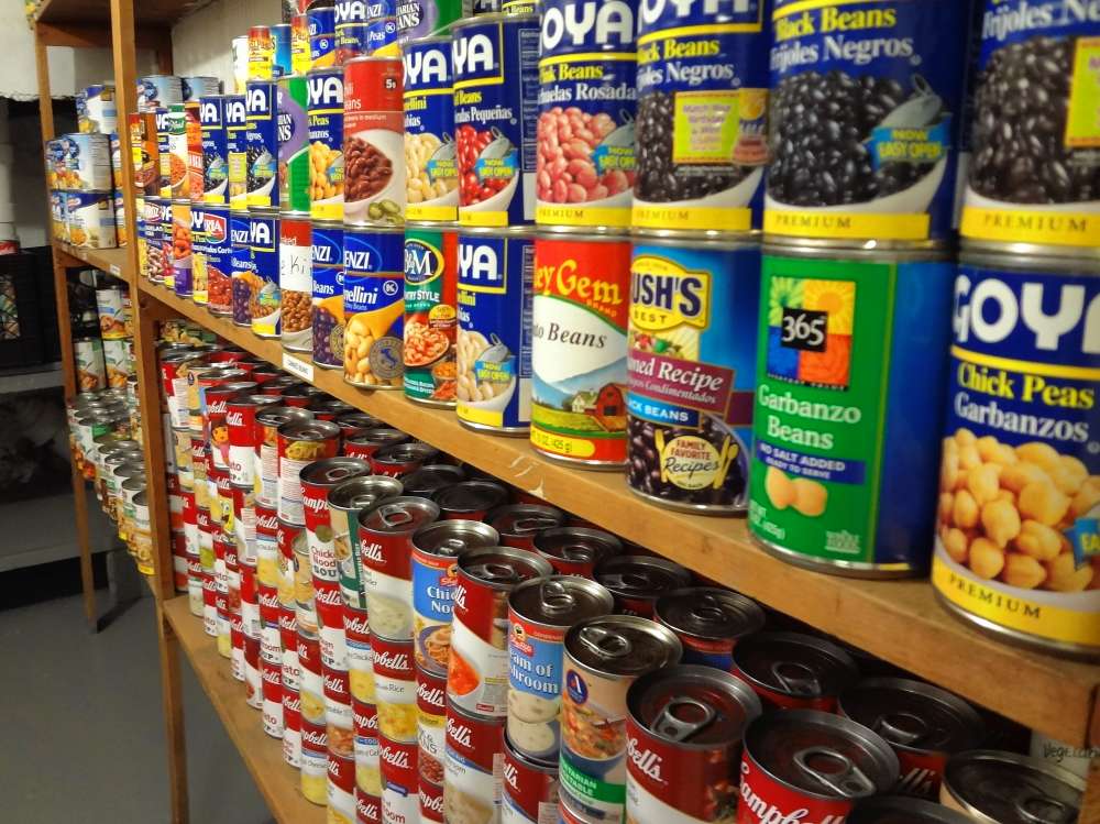 w_hub's tweet photo. We're still getting new referrals for food. Food poverty is still here despite lockdown being lifted and England's win!

Staples including tinned pulses, fruit and vegetables are always welcome. So are toiletries especially shower gel and shampoo. Please donate

#whampstead #NW6 https://t.co/6jfWamlFT2