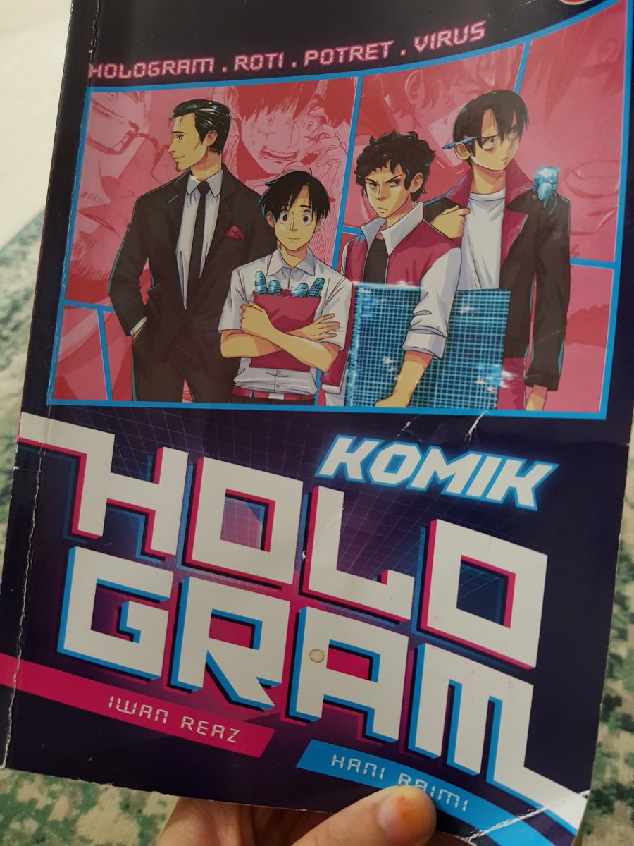 Tiberr post: My first published 'horror' comic is Komik Hologram (i don't know if its in circulation anymore lol maybe still ada kat shopee Galeri Ilmu).
Its a slapstick horror short story gig. Kinda clichr but all fun.
But it bombed because I am too busy to sell it myself 😂 