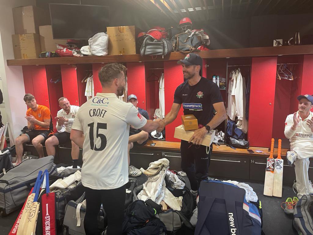 A massive thank you to Kate at <a href="/ReserveWinesUK/">Reserve Wines</a> for sourcing some great wines and a special bottle of 2002 ( FC debut ) Cristal for the 🐐 from all the Lancs staff. 🌹