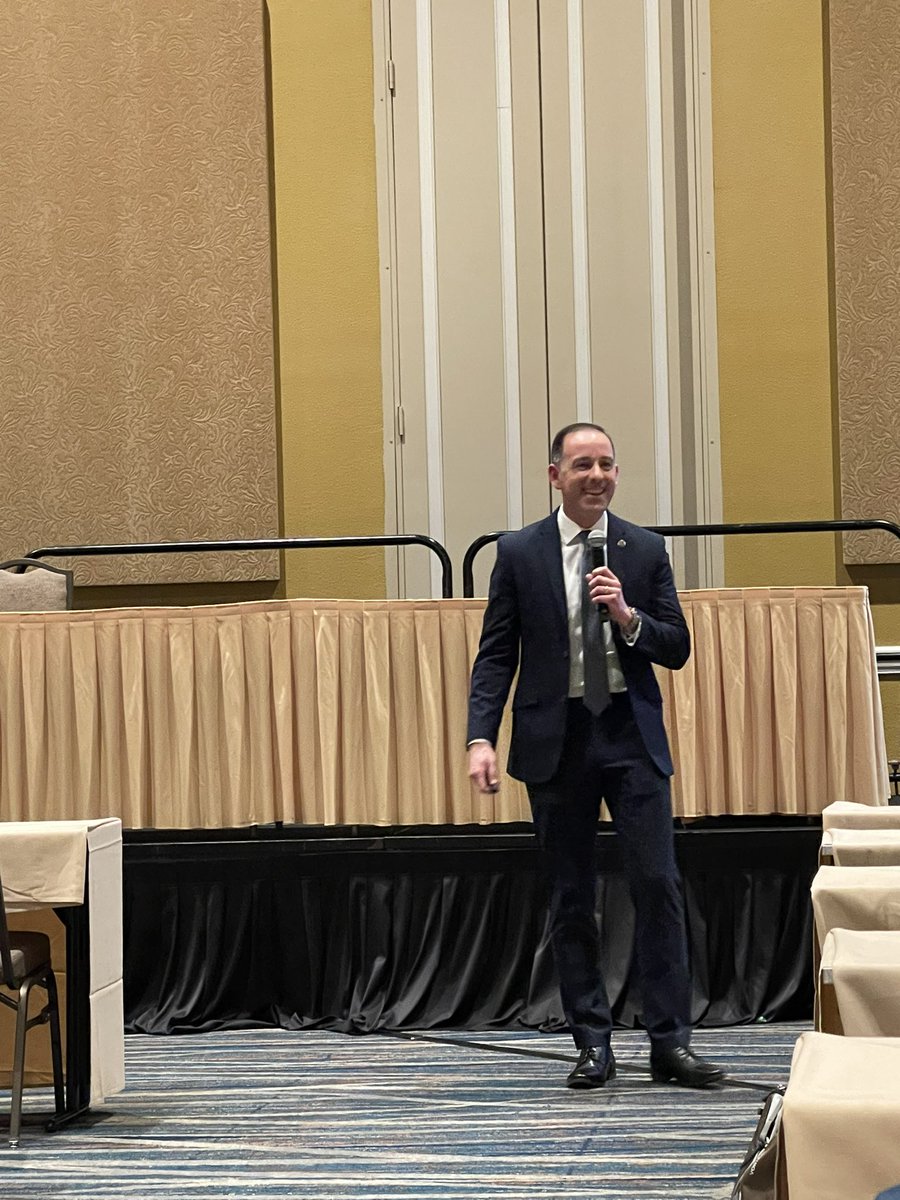 Proud of our friend and #FBINA263 classmate <a href="/MiamiPD/">Miami PD</a> Assistant Chief Armando Aguilar <a href="/AAguilarMPD/">Assistant Chief Armando Aguilar</a> presenting <a href="/FBINAAQuantico/">FBINAA, Inc.</a> National Training Conference with Sergeant Valdes. Well done!