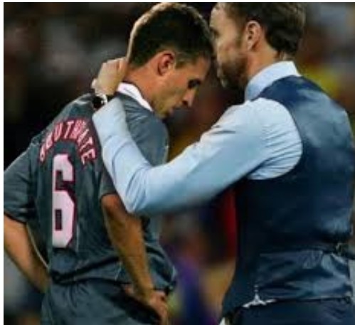 Gareth Southgate Euro 2020 Lesson tes.com/resource-detai… 
For anyone who's looking for a discussion based PSHE lesson around #garethsouthgate to use over the next few days. Some PSHE/Writing for a purpose squeezed in there too! #KS2 #edutwitter #ThreeLions #InGarethWeTrust