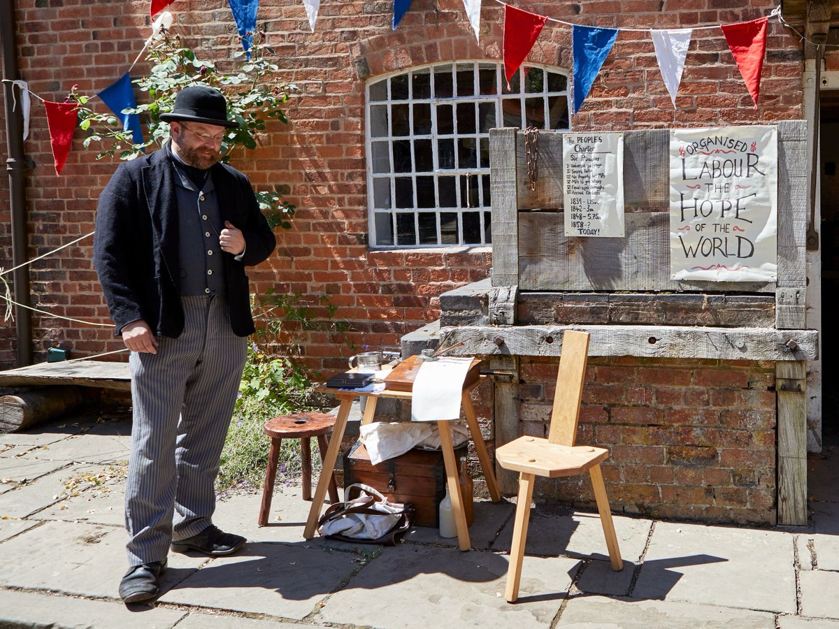 HistoricEchoes's tweet photo. Wow...five years ago I had just about got home and relaxed after spending all day at @Sarehole_Mill bringing Victorian Britain to life, and getting people to sign the #PeoplesCharter
How time flies! https://t.co/ssxa7yj8Ml