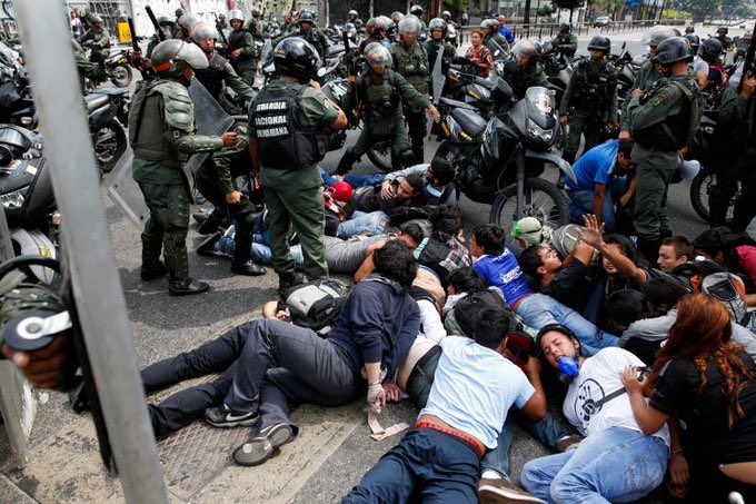 Viva la UCV tweet media