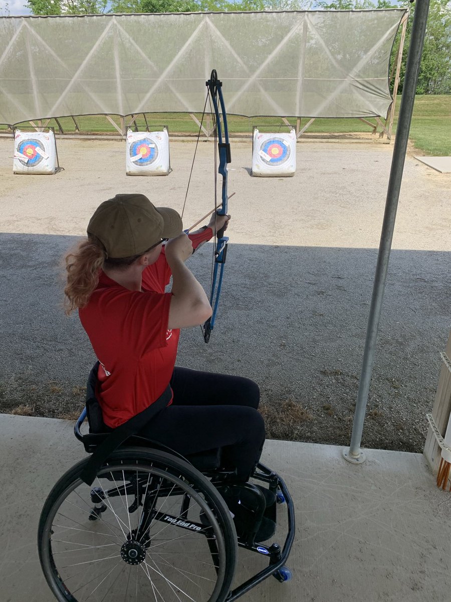 _vbbbs's tweet photo. I will never understand why people act like it’s a death sentence to be in a wheelchair. There’s not a damn thing I can’t do sitting that you can do standing. Quite frankly I’m better at doing a lot of things sitting then people I’ve met standing. Including sports. It’s baffling. https://t.co/WwAF02fraj