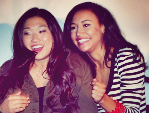 cheeriothinker's tweet photo. "our friendship went in waves as life happens and we grow, so I will not look back and regret but know I love you and promise to help the legacy of your talent, humor, light and loyalty live on." https://t.co/aL4b2Mivd8
