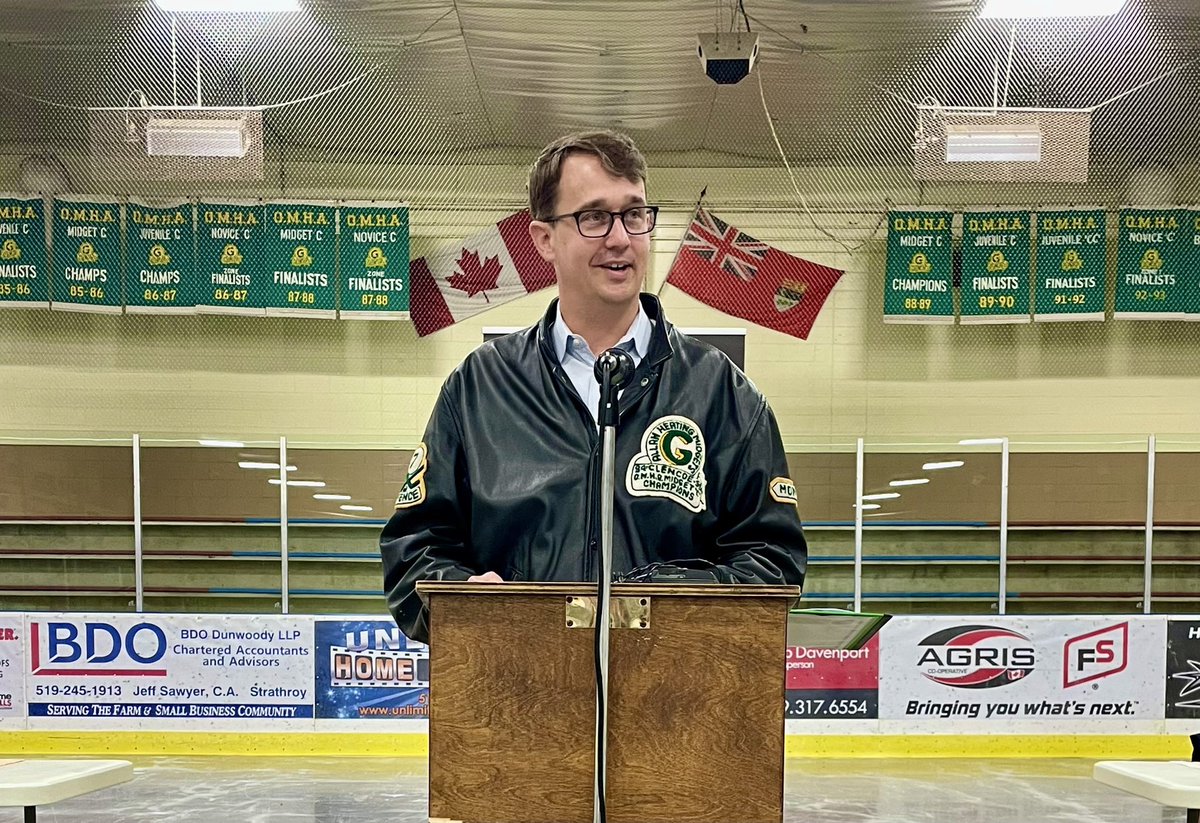 MonteMcNaughton's tweet photo. Having grown up playing hockey in Glencoe, today's announcement is close to my heart.
 
Nearly $2.5 million will be going towards improving, expanding, and revitalizing the Glencoe Memorial Arena &amp; Glencoe Curling Club.
 
We are strengthening communities.

https://t.co/ubfMV0KvuO https://t.co/K9C5DGawVp