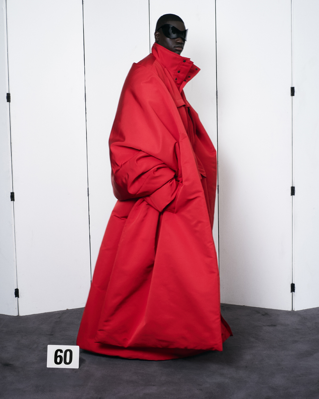 Top với hơn 59 về balenciaga red coat mới nhất  Du học Akina