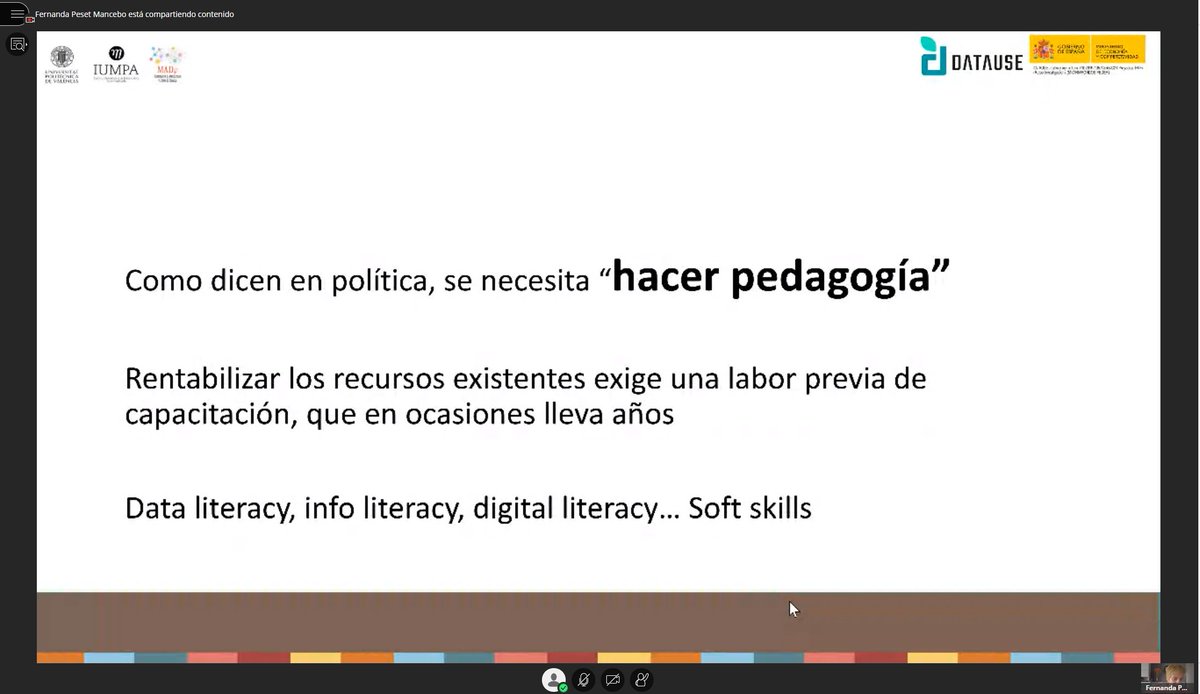 amdelvaz's tweet image. En #ResearchDataUPO @fernandapeset incide en que hay que #alfabetizar a los investigadores, y en eso estamos en @bibupo con #DigCompUPO y trabajando a todos los niveles. Ejemplo de #dataliteracy con nuestros doctorandos