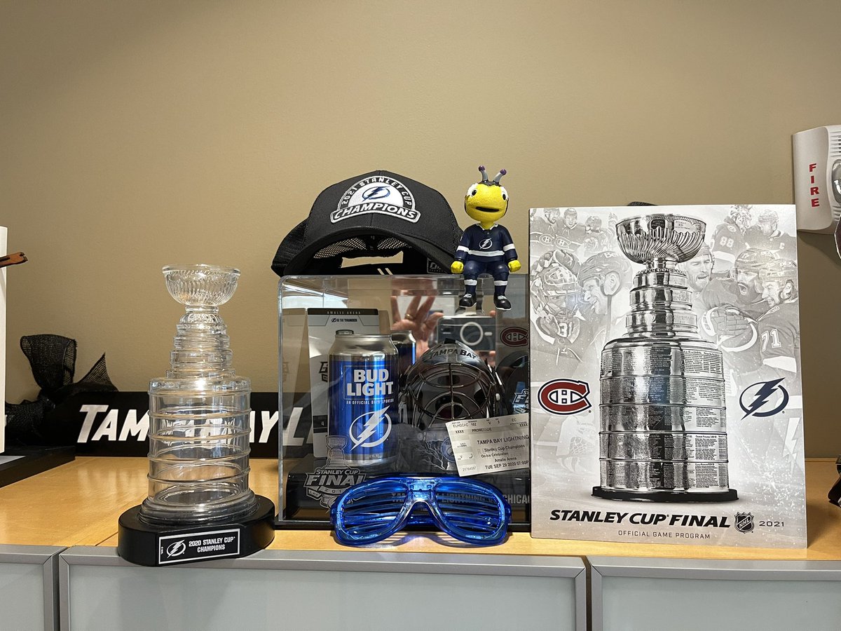 Goodcarguy's tweet photo. @TBLightning #backtoback #bolts https://t.co/mcvUQgEj4e