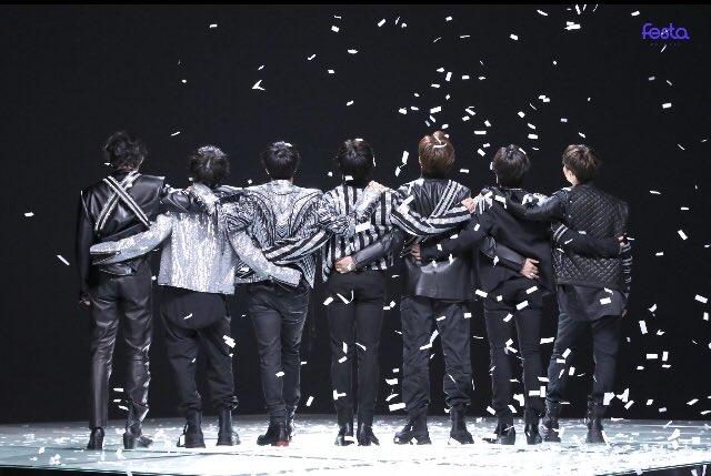 CCarmyM1's tweet image. #HappyBirthdayToARMY 
Realmente siento orgullo 
cuando digo que soy army.
💜💜💜💜💜💜💜💜💜