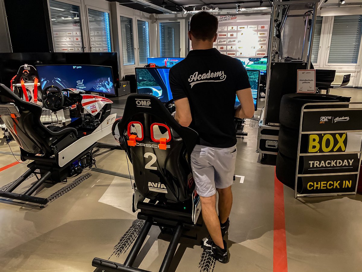 RacingFuel Simulators tweet media