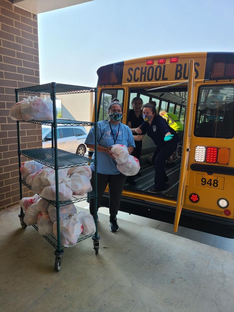 The birds are chirping, the sun is shining, and we're continuing to have FUN in school nutrition 🥳 @IndyNationLCPS