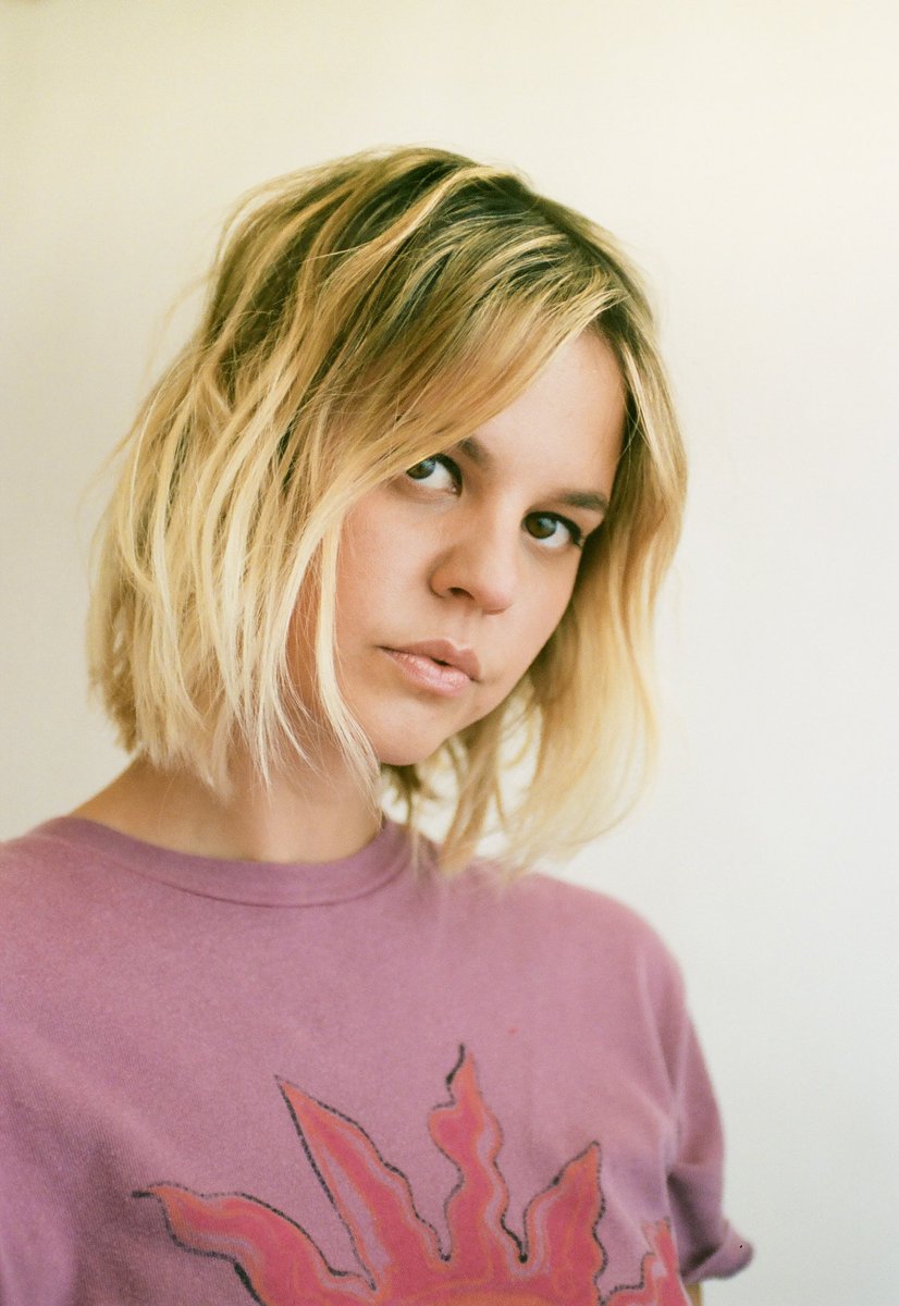 happy birthday to the beautiful <a href="/itselirose/">Eli Rose</a>! 🥳 celebrate with her new song 𝙏𝙝𝙚 𝙍𝙖𝙞𝙣 / 𝙇’𝙤𝙧𝙖𝙜𝙚, the perfect “fun sad bop” for a rainy day 🎶☔️

LISTEN — elirose.lnk.to/rain-lorageTP