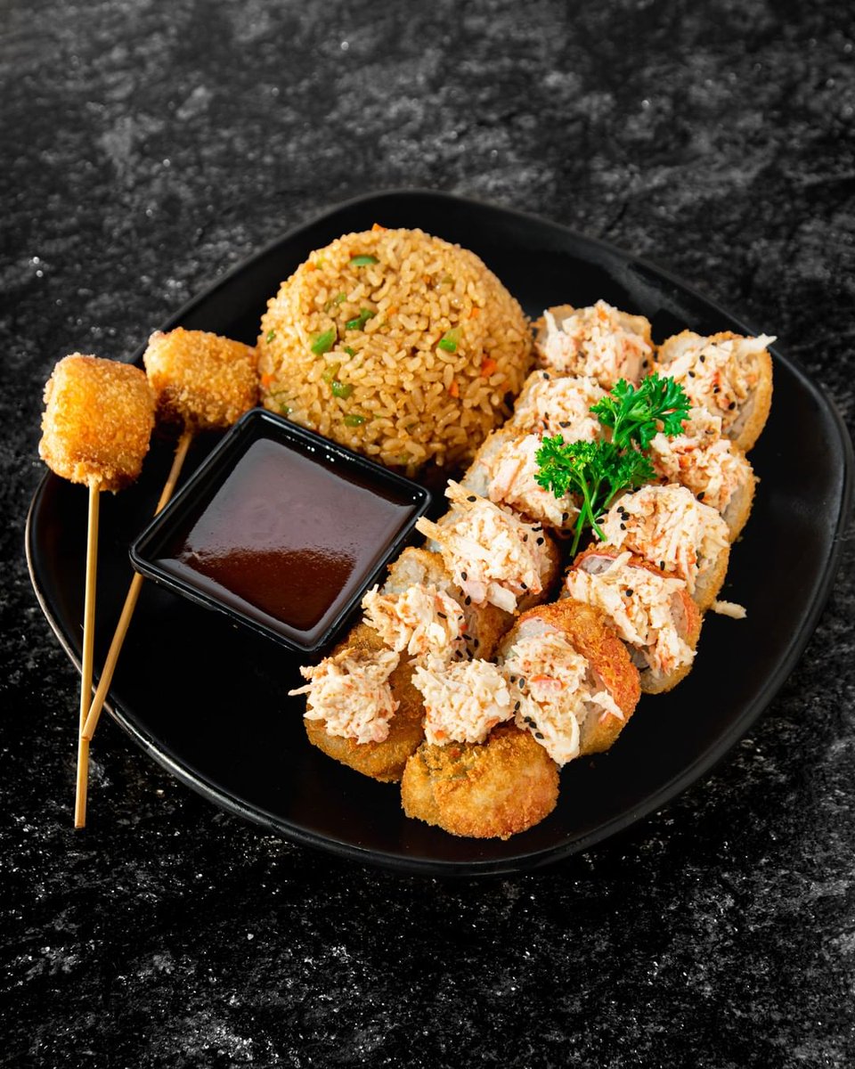 Vean qué delicia 🤩 Les presento el combo $169 pesos

<a href="/nikkori_sushi/">Nikkori</a>
.
.
.
.
.
#FashionDrive 
#foodie 
#food 
#foodporn 
#delicious 
#yummy 
#instafood 
#foodies 
#meatlover 
#mexico