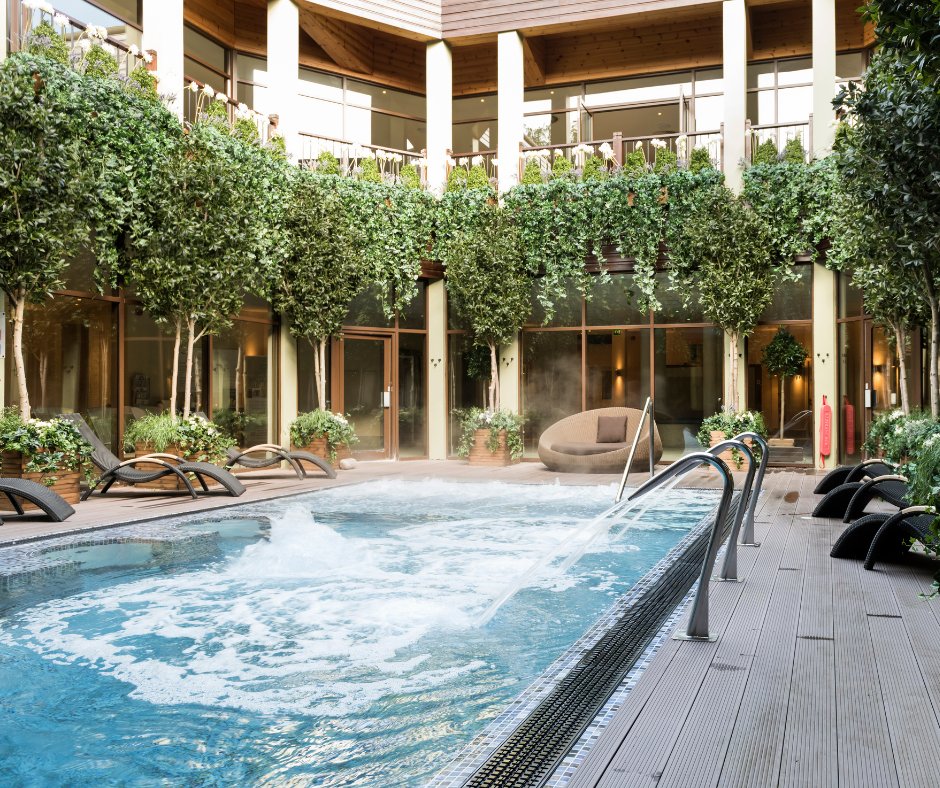 ✨Work in our award-winning luxurious #spa. 

📌We're #recruiting for qualified and highly professional Spa Beauty Therapists to provide holistic, therapeutic, express and beauty treatments to our spa guests enjoying a break at <a href="/CenterParcsUK/">Total10</a>. 

🔗Apply: bit.ly/3yweagO