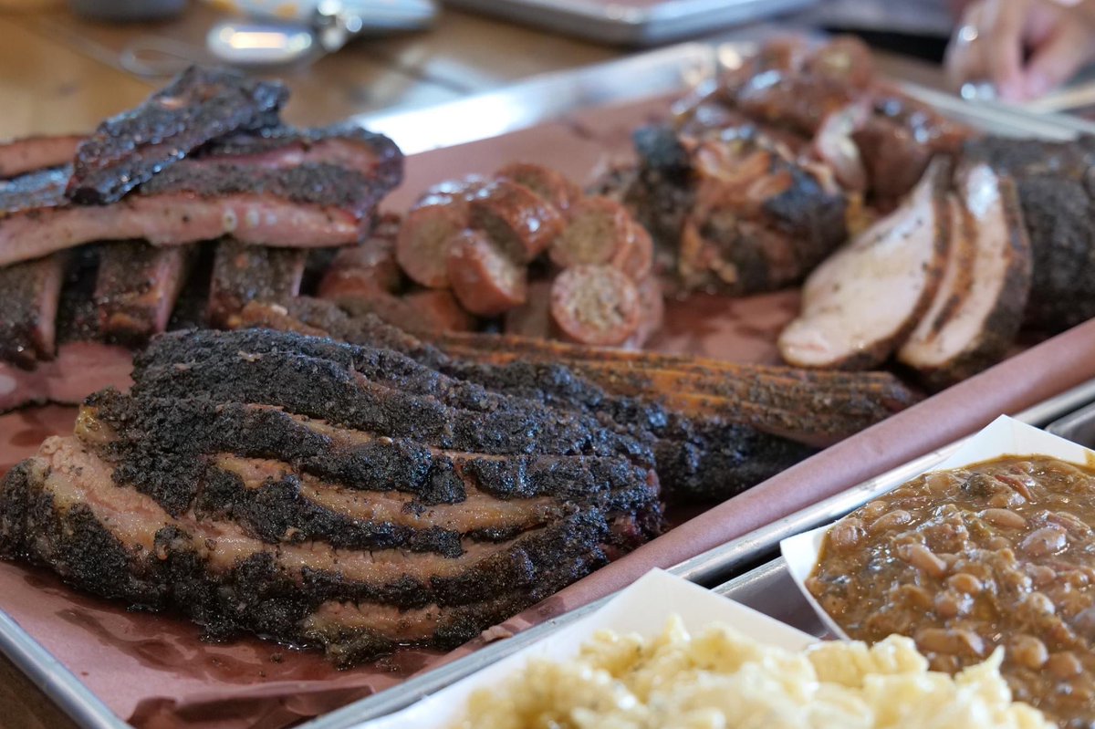 Sometimes you just want a huge plate with all the meat we have to offer. 🔥 #smokesessionsbarbecue #txbbq #barbecue #brisket #turkey #sausage #ribs