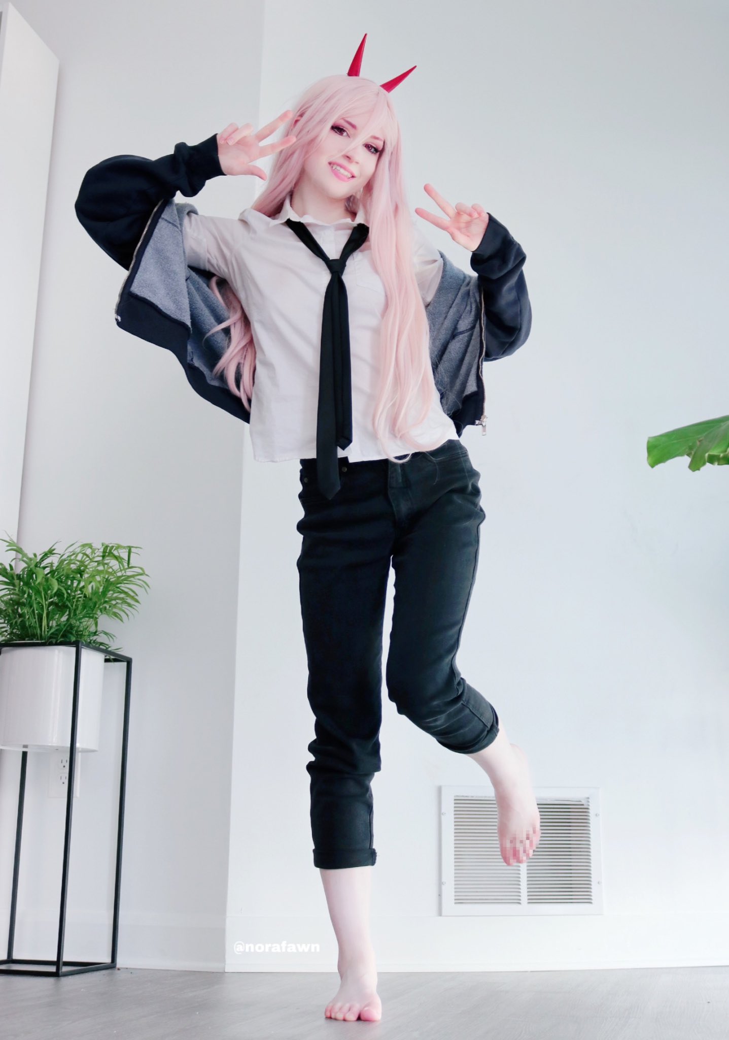 nora 🌱 on Twitter "GROVEL HUMAN https//t.co/6j8NCwHalV" / Twitter