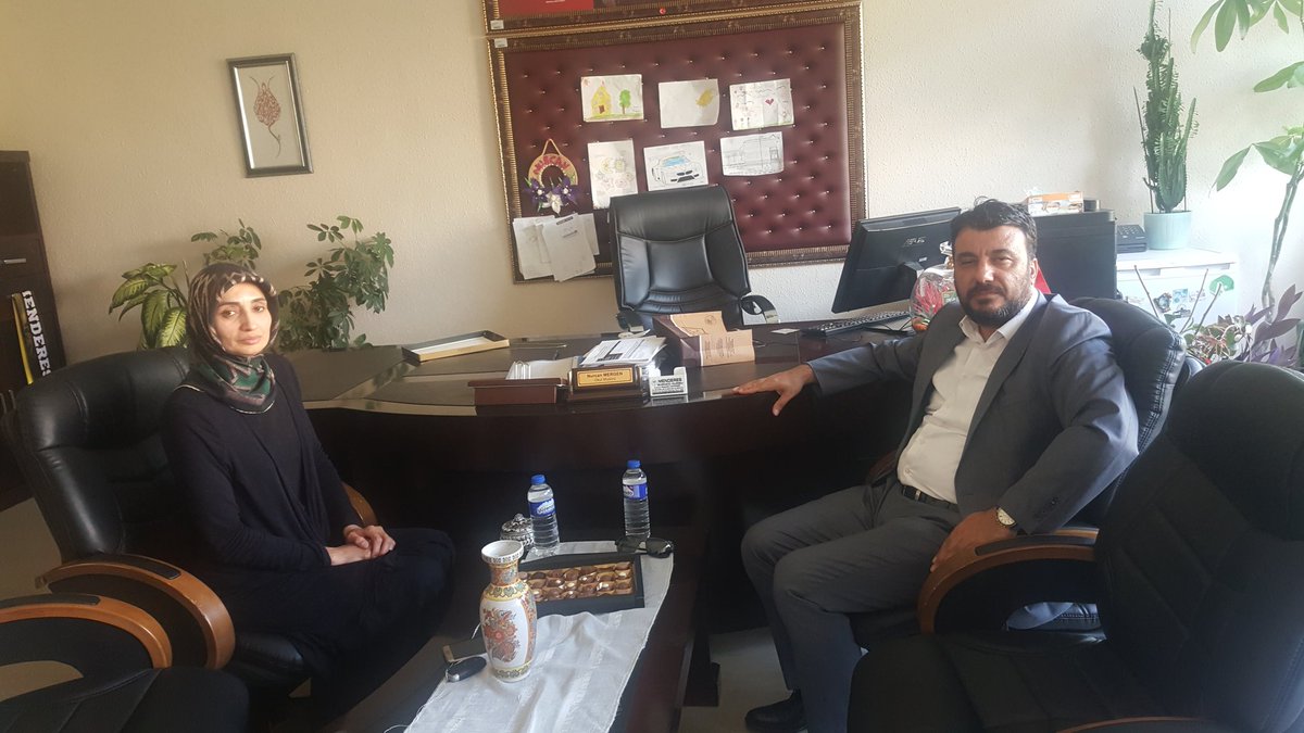 Balpeteģi Anaokulu Müdür Yardımcılığına atanan Memur Sen Eğitim Bir Sen Muş  Kadın Komisyonu Üyemiz Ayşegül Yaman ve Selcen Hatun Mesleki ve Teknik Anadolu lisesi Müdürlüğüne atanan Nurcan Mergen'e hayırlı olsun ziyaretinde bulunduk.
Başarılar diliyorum.
<a href="/_aliyalcin_/">Ali YALÇIN</a> 
<a href="/Sdka_Aydin/">Sıdıka AYDIN</a>