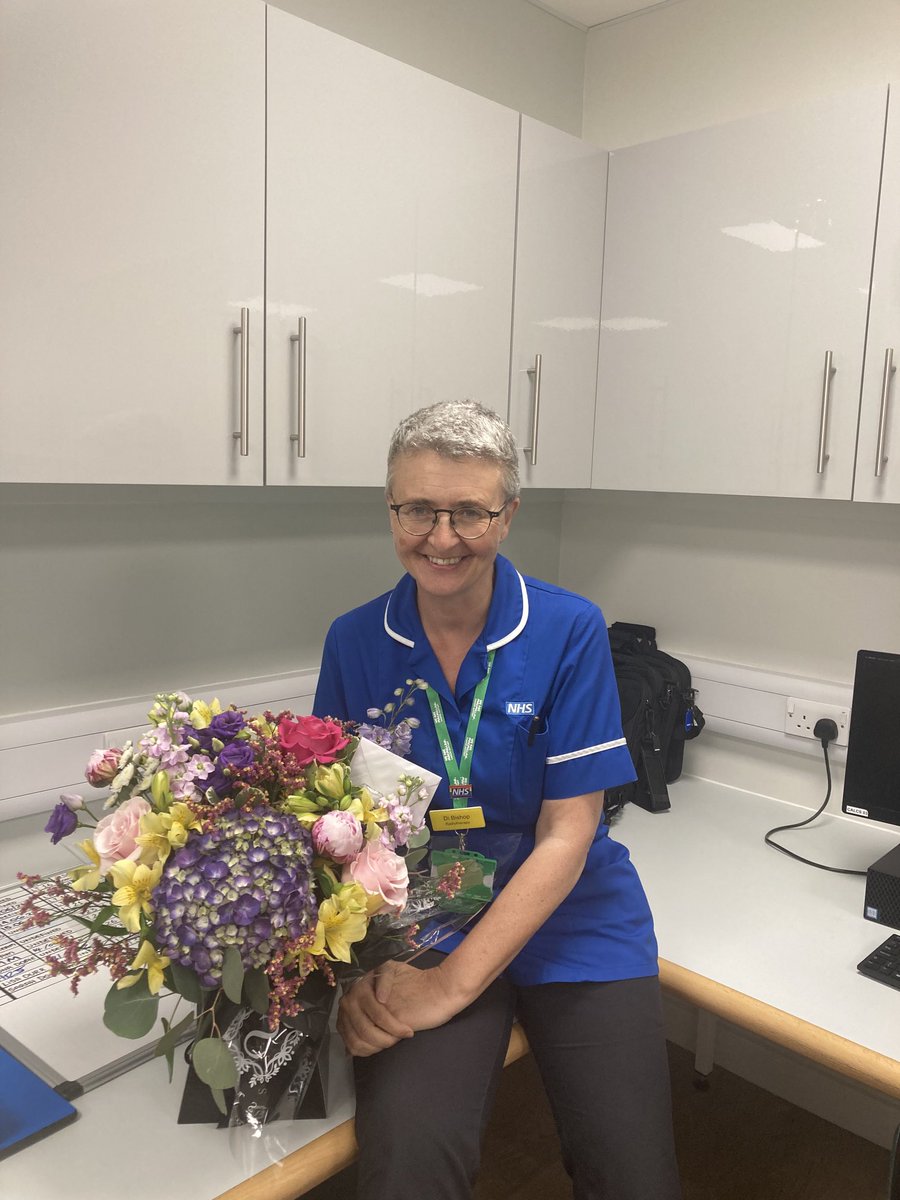 MPHRadiotherapy's tweet photo. We say farewell to Dianne Bishop ⁦@macmillancancer⁩ Review Radiographer ⁦@SCoRMembers⁩ . We are very grateful to have Di with us for 9 years. Di will be missed but we wish her the best in her new role as clinical supervisor ⁦@SomersetFT⁩ 🎉💃 https://t.co/8jjmS4j65V