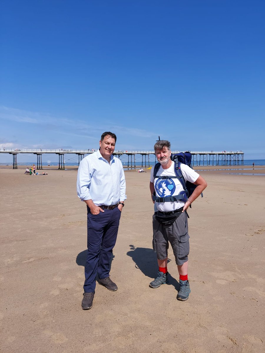 Great to meet with <a href="/BernardRix/">Bernard Rix - on the #PolicingFriendshipTour</a> publisher at Policing Insight and founder of World Class Policing Awards as part of his Policing Friendship Tour 🚔

In the glorious sunshine of Saltburn, we spoke about all things Cleveland ☀️🏖