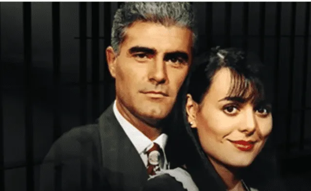 detlnovelas1's tweet photo. #tbtdetlnovelas

Fotografía de la telenovela #PrisioneradeAmor (1994) con @MaribelGuardia ('Cristina Carbajal') y @salisazo ('José Armando Vidal'), basada en las radionovelas #Ileana y #SacrificiodeMujer

✍️#InésRodena
📝#CarlosRomero/#DoloresOrtega
🎭@luisvelezlgf
🎬#PedroDamián https://t.co/HrxPlIpHT5